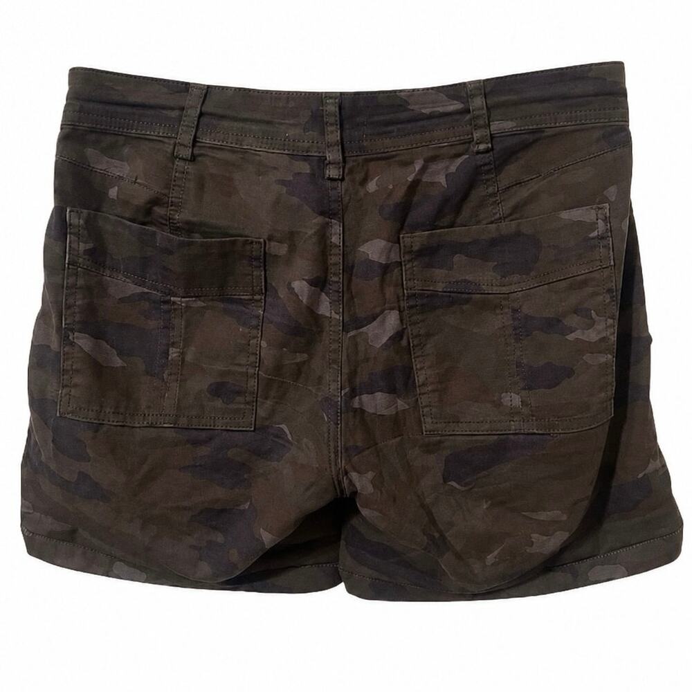 Anthropologie Wanderer Camo Utility Cargo Shorts Button Front Military Style- 27 - Picture 5 of 7